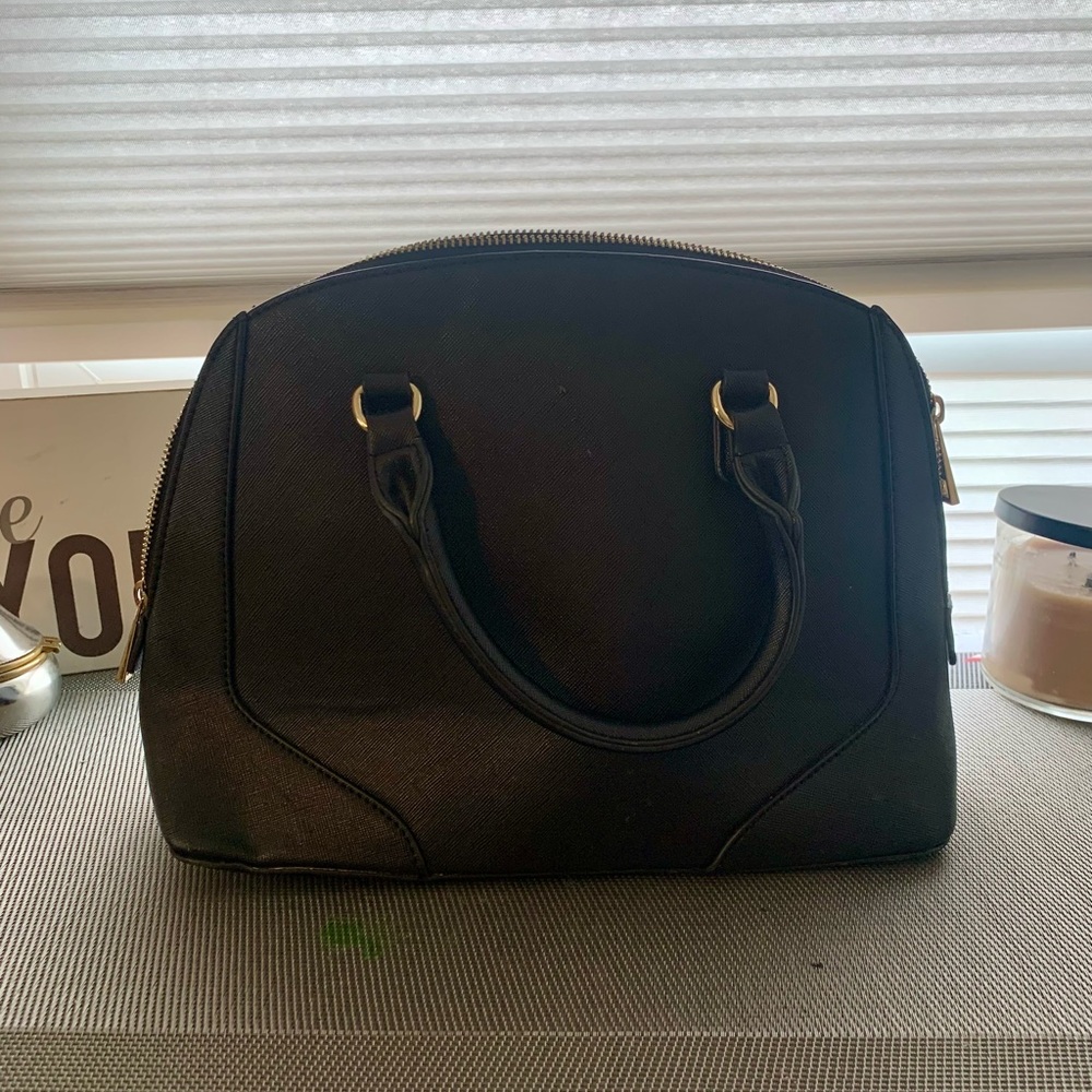 Woman’s purse